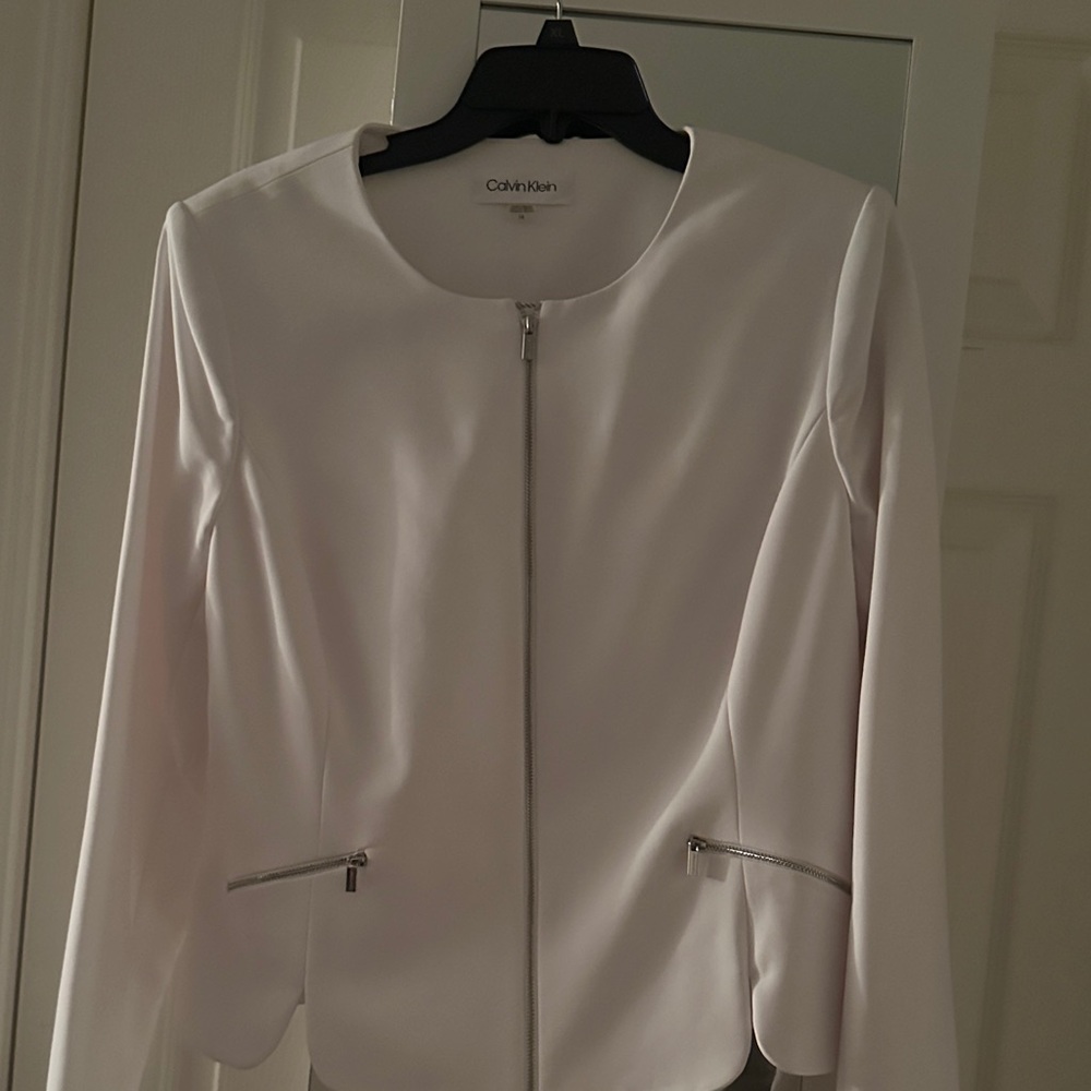 Calvin Klein Women's Cream Blazer